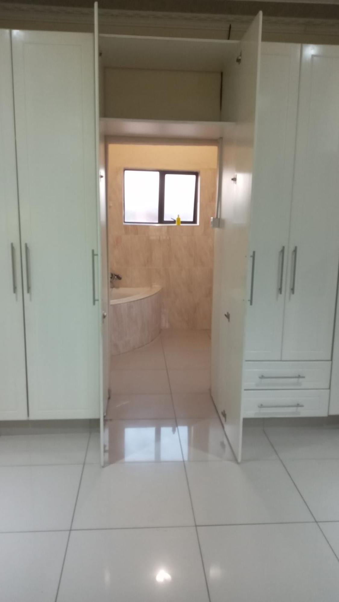 Zakhele Guest House Манзини Екстериор снимка